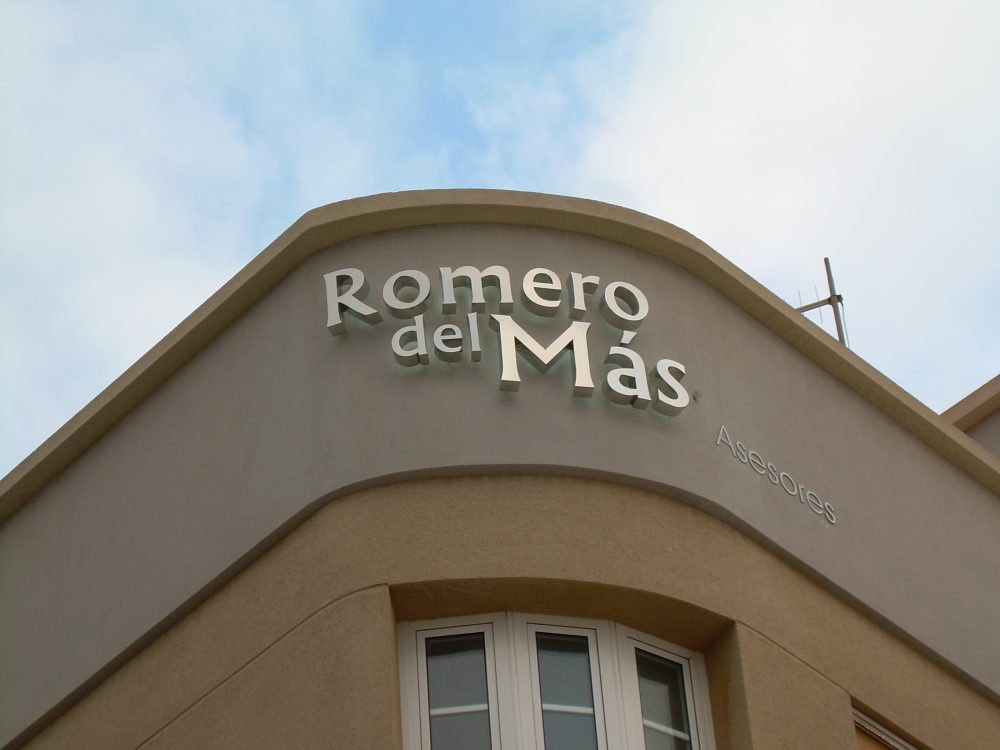 Rótulo corpóreo, Romero, Gran Canaria