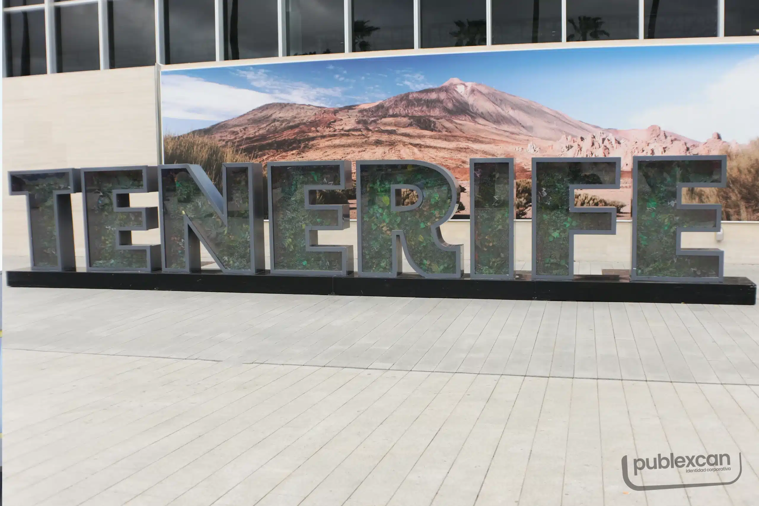 AEROPUERTO REINA SOFIA